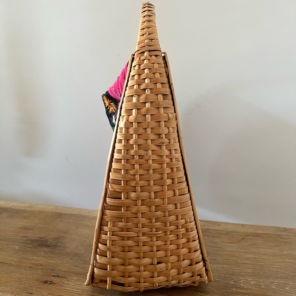 Vintage Rattan Statement Bag - Picture 4 of 5